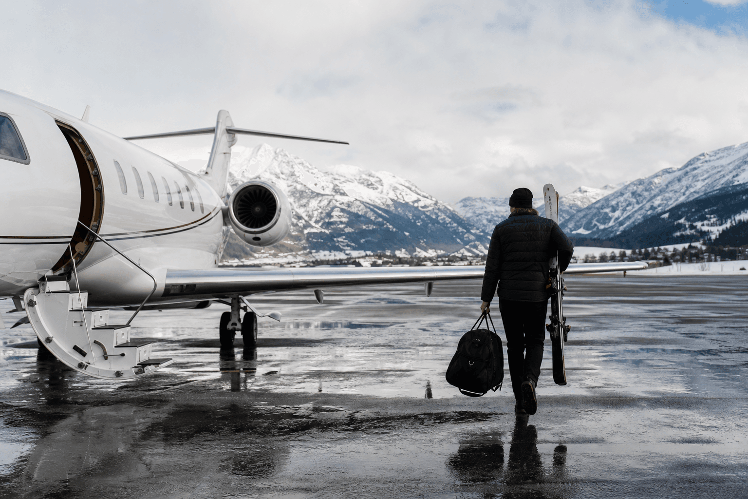 Ski Season Empty Leg Flights: 9-Airport Data Analysis (Oct 2025 Aug 2026)