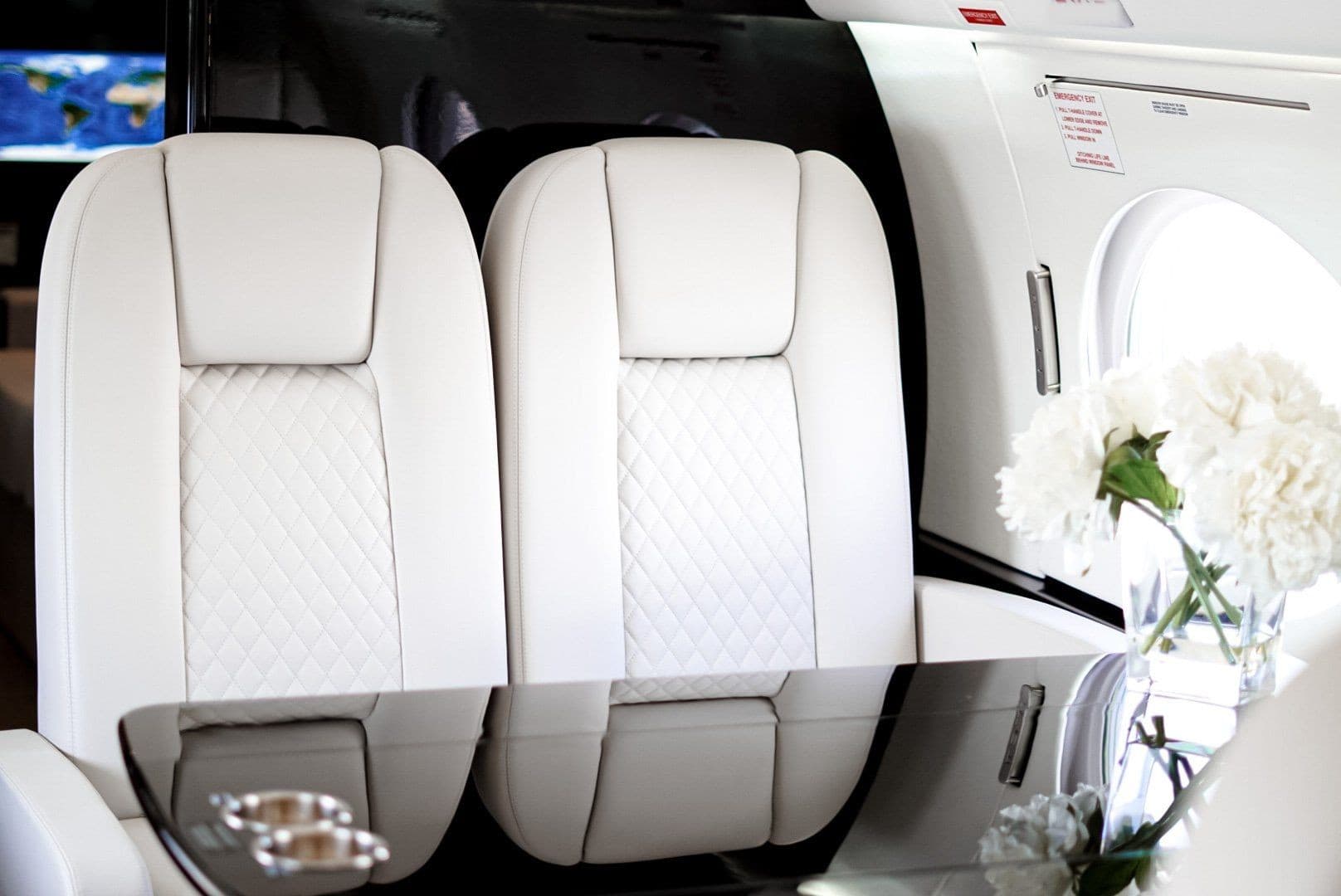 Gulfstream IV - image 2