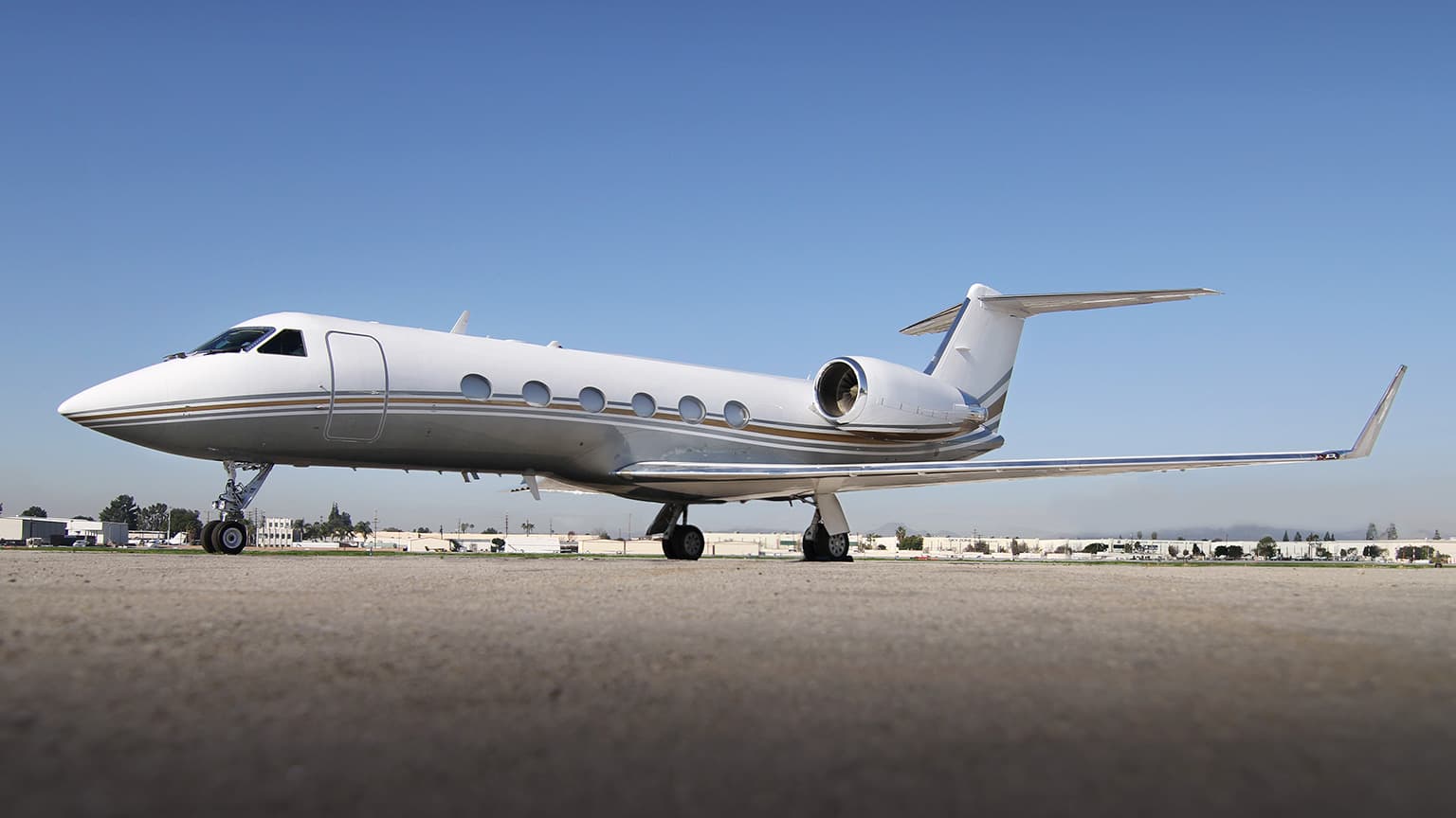 Gulfstream IV - image 1