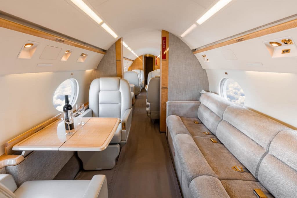Gulfstream IV - image 3