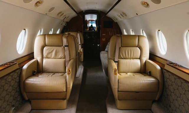 Embraer Legacy 600 - image 2
